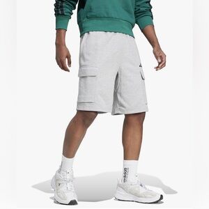 NWT Men’ Size Small (28-29” Waist) Adidas Essentials French Terry Cargo Shorts